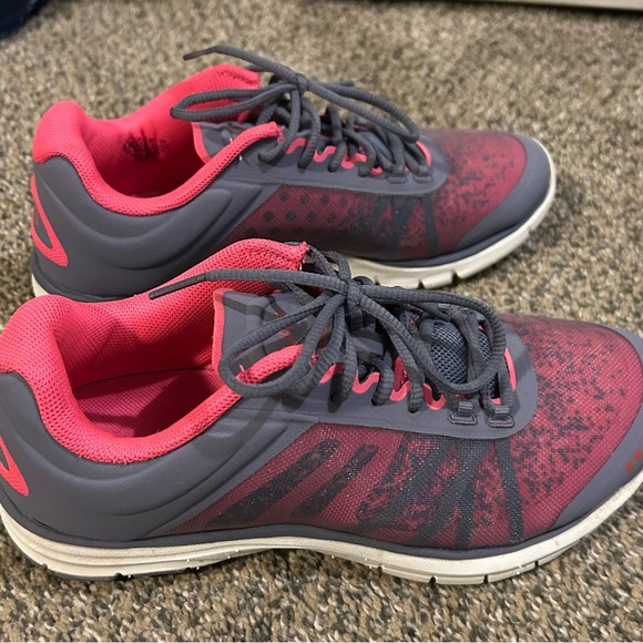 Ryka Ortholite sneakers - Picture 3 of 5